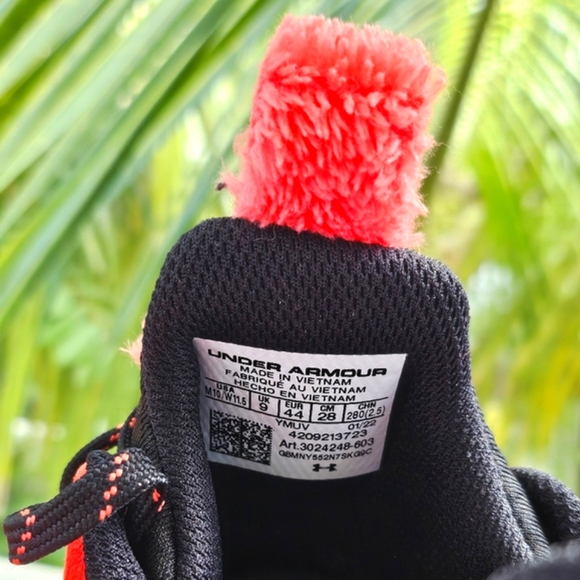 Size 10 - Under Armour Curry Flow 9 Street Elmo - Picture 7 of 9